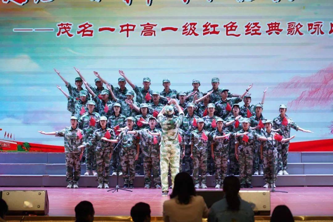 大白兔奶糖里的“透明纸”是否真的能吃？看完别吓着，我们都错了